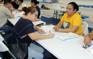 Los contratos laborales aumentaron en los primeros meses.  Archivo