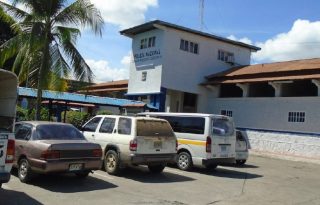 La cárcel pública de Las Tablas, en Los Santos, está ubicada dentro del cuartel de policía y tiene espacio para 80 detenidos.  Cortesía