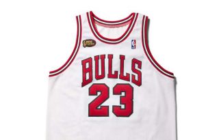 La camiseta con el número 23 de Michael Jordan. Foto: EFE