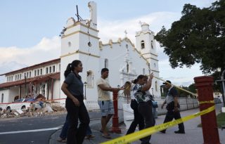 La Catedral San Juan Bautista de Penonomé sufrió afectaciones de consideración en una de sus torres y en los costados. EFE