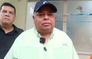 Rutilio Villareal reiteró que el Idaan mantiene un monitoreo constante de la fuente hídrica y realiza los análisis de laboratorio para verificar la calidad de agua. Foto. Cortesía