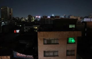Vista nocturna de la ciudad de Teherán, de casi 10 millones de habitantes, que ha sido objeto de ataque por el ejército de Israel. Foto: EFE