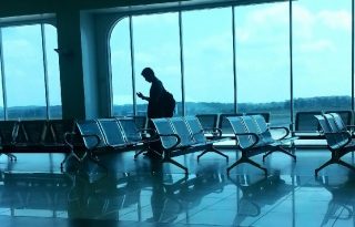 Recientemente, Aeronáutica Civil adjudicó las mejoras al edificio terminal y la garita de acceso del aeropuerto. Foto ilustrativa