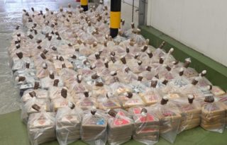 Unas 2,4 toneladas de cocaína procedente de Panamá fueron decomisadas. Foto: EFE