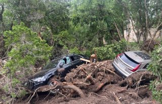 Los estragos ocasionados por las inundaciones en el área rural de Kerrville (Texas, EE.UU.). Foto: EFE