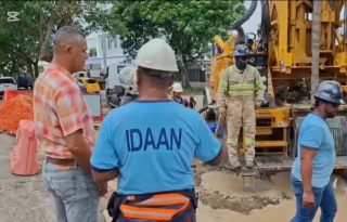 Parte de la estrategia es perforar a más de 200 pies para encontrar fuentes de agua más estables que permitan mejores resultados.