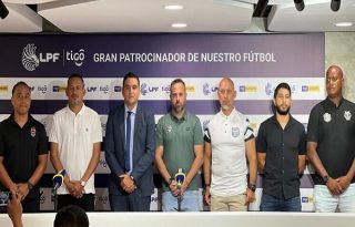 Técnicos de los equipos de la LPF. Foto:LPF