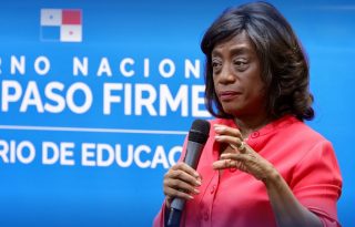 Lucy Molinar, ministra de Educación. Foto: Cortesía