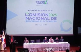 El principio de equidad es lo que quiere garantizar el Tribunal Electoral con aumentar el financiamiento a los candidatos y autoridades por libre postulación.  Archivo