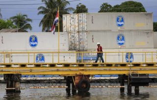 La paralización afectó directamente las operaciones en las plantaciones bananeras. Foto: EFE