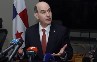 Felipe Chapman, ministro del MEF. Foto: Archivo