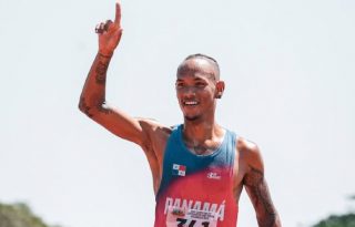 Didier Rodríguez ganó oro en los 3,000 metros con obstáculo. Foto: COP