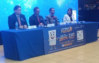Los centros comerciales serán los lugares donde se colocarán las urnas para depositar los sobres.  Foto: Francisco Paz
