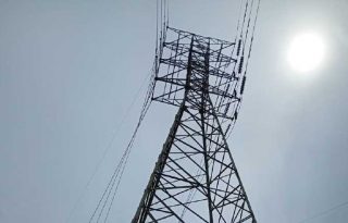 La generación y distribución de electricidad son privadas. Francisco Paz