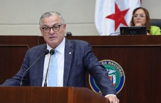 Anel Flores, Contralor General de la República. Archivo