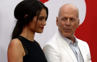 Emma Heming y Bruce Willis. Foto: EFE / Michael Nelson