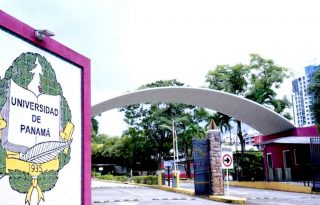 También hay una propuesta para limitar la reelección de los rectores universitarios.