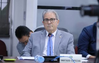 Fernando Boyd Galindo en la Comisión de Presupuesto de la Asamblea Nacional