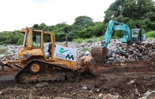 La recolección de basura en la capital está a cargo de la Autoridad de Aseo, que administra los vertederos a nivei nacional. Foto Cortesía