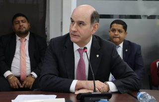 Felipe Chapman, ministro de Economía y Finanzas. Foto MEF