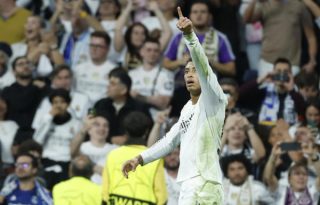 Jude Bellingham del Real Madrid, festeja su gol ante la Juventus. Foto. EFE