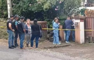 El cuerpo se encontraba en la vivienda, además registraba golpes. Foto. Cortesía