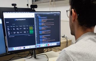 Un equipo internacional ha comprobado cómo la inteligencia artificial es capaz de descifrar características del lenguaje. EFE