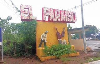 Los cuerpos fueron trasladados a la morgue judicial de Los Santos. Foto. Thays Domínguez