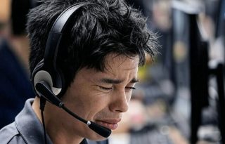 Esta actividad profesional exige alta concentración y atención, provocando elevados índices de estrés. Foto: Grok