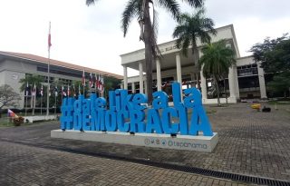 Panamá realiza en un solo día, las elecciones para escoger a todas sus autoridades, lo que hace que el escrutinio sea complejo. Foto: Pancho Paz