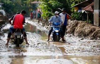 Aldea afectada por las inundaciones en la zona de Meureudu, Pidie Jaya, Aceh, Indonesia. Foto: EFE
