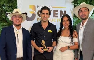 El empresario David Virzi en la gala de premiación.
