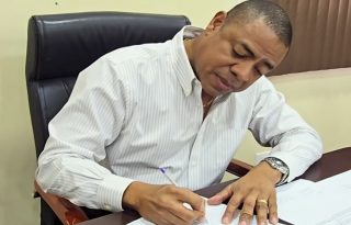 Diógenes Galván, alcalde del distrito de Colón, dijo que los proyectos generarán empleos. Foto: Diómedes Sanchez 