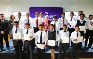 Graduación de los estudiantes. Foto: Cortesía
