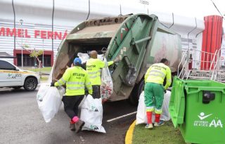 Desde julio de 2023, el servicio de recolección de desechos comerciales y residenciales ha sido tercerizado en la ciudad capital. Archivo