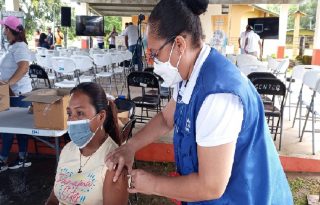Han sido aplicadas 151 mil 164 dosis de vacuna contra la influenza en Panamá Oeste. Foto. Eric Montenegro