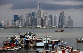 El gran reto de Panamá es proyectarse hacia afuera sin olvidar el sector interno de la economía.  Pexels