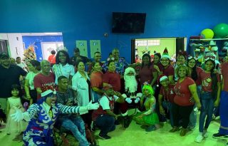 Los pequeños disfrutaron al máximo la fiesta navideña.