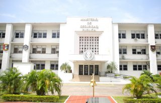 El Ministerio de Seguridad Pública  cancelará vigencias expiradas y compromisos actuales. Foto: Cortesía