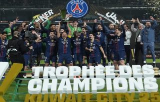 Jugadores del PSG festejan ganar la Supercopa. Foto: @PSG_espanol