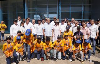 El mandatario José Raúl Mulino hizo el anuncio de  retomar los trabajos en el estadio Rico Cedeño de Chiitre. Fo:to: Pandeportes