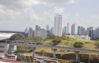  En diciembre en Panamá se aprobó un aumento de entre 9,50 y 15 dólares del salario mínimo mensual. Foto: Alexander Santamaría/Epasa