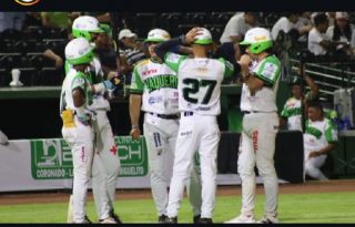 El chiricano Dimas Ponce, campeón juvenil a inicios del siglo, dirige a Panamá Oeste. Foto: Redes Sociales