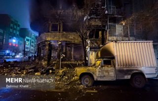 Los destrozos en un edificio de Teherán como consecuencia de las protestas contra el régimen. Foto: EFE