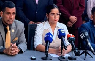 La alcaldesa Irma Hernández ofreció una conferencia de prensa. 