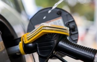 El etanol es un combustible de origen biológico utilizado a escala global. Foto: Grok