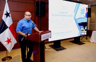 Eduardo Leblanc va para seis años en el cargo y aspira a otro periodo.  Cortesía