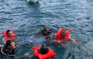 La embarcación se volcó debido a fuertes ráfagas de viento. Foto: Cortesía