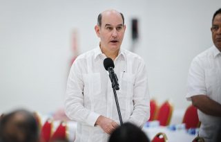 El ministro de Economía y Finanzas, Felipe Chapman. Foto: Cortesía