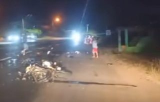 El primer siniestro vial se registró a la altura del puente Perequeté, en La Chorrera, donde colisionaron un auto sedán y una motocicleta